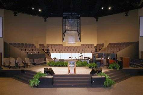 The Pentecostals of Alexandria .